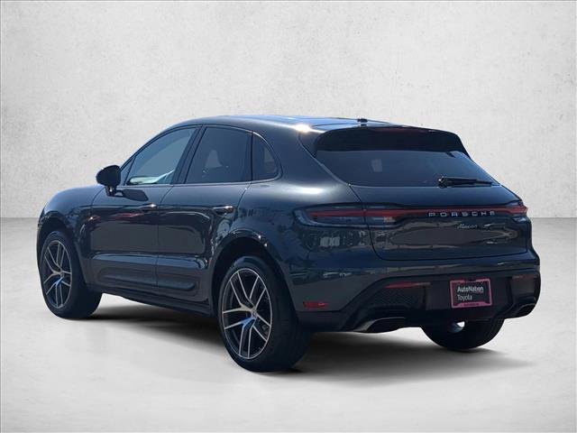 Used 2022 Porsche Macan image 8