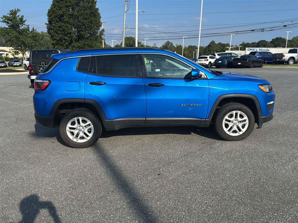 Used 2020 Jeep Compass Sport w/ Safety & Security Group AWD/4WD image 6