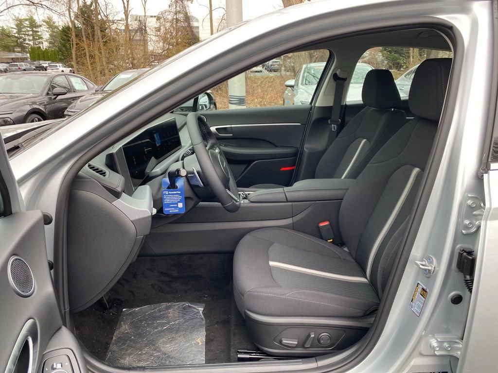 New 2026 Hyundai Sonata SEL FWD image 10
