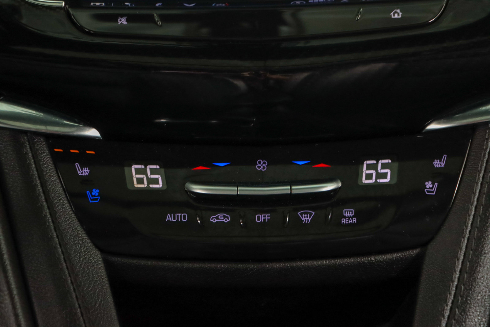 Used 2023 Cadillac XT6 Sport AWD/4WD image 20