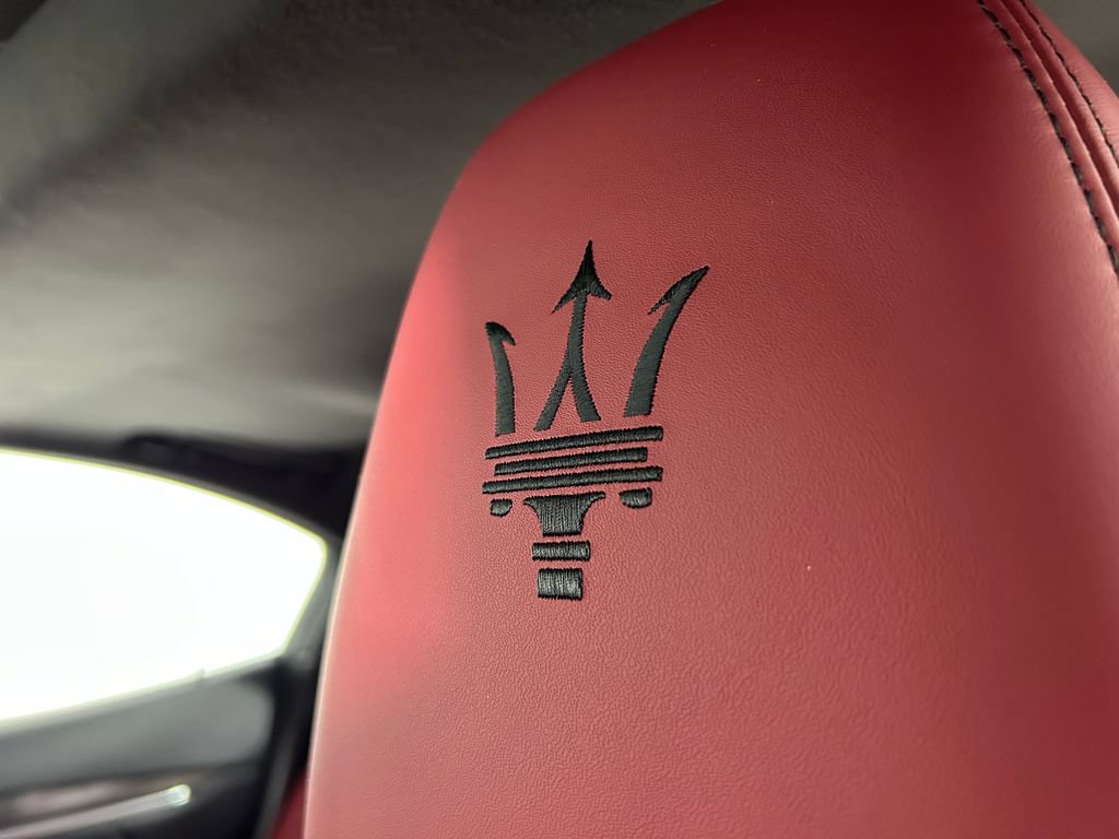 Used 2020 Maserati Ghibli S GranSport Q4 AWD/4WD image 16