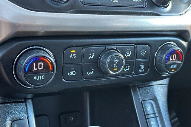 Used 2018 GMC Acadia Denali w/ Technology Package FWD image 21