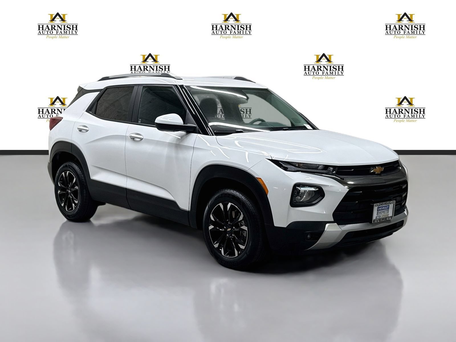 Used 2022 Chevrolet TrailBlazer LT w/ Convenience Package AWD/4WD image 3