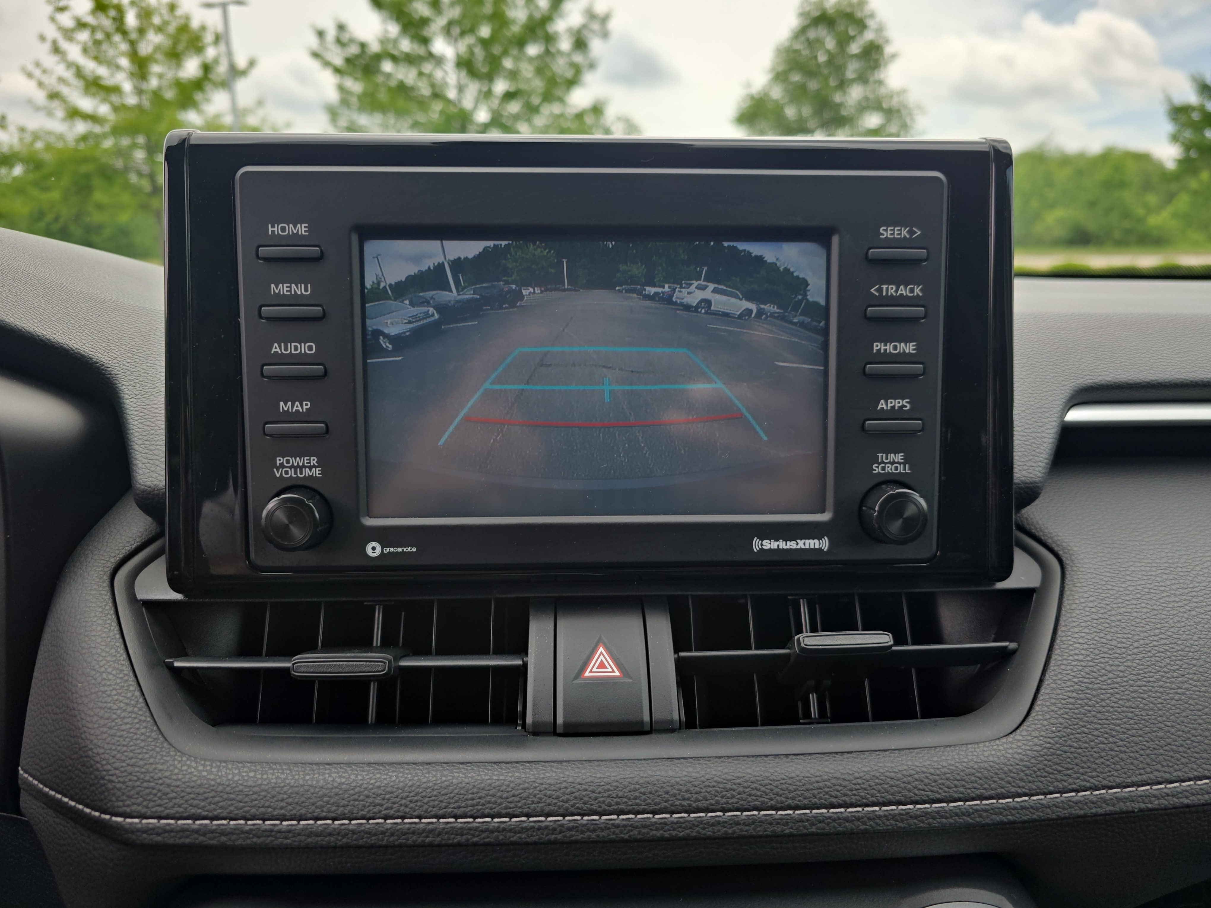 Used 2020 Toyota RAV4 LE FWD image 21