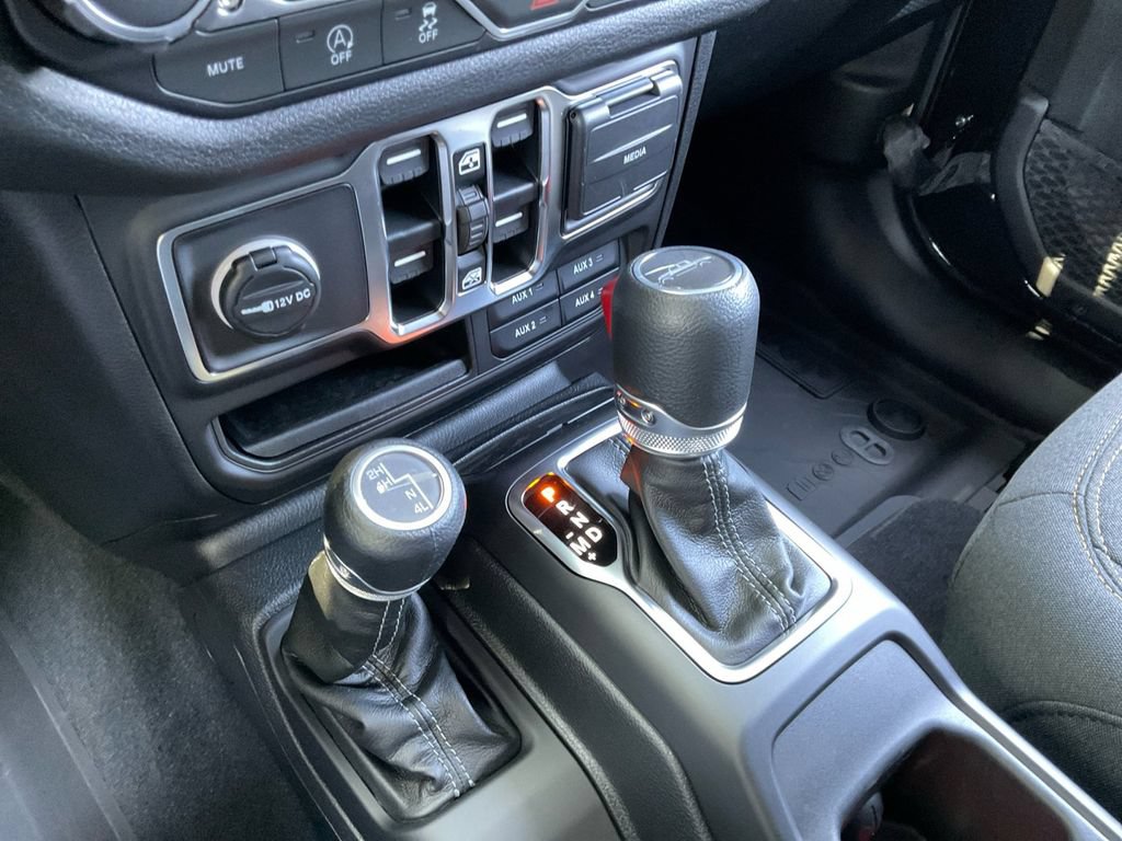 New 2025 Jeep Gladiator Sport AWD/4WD image 33