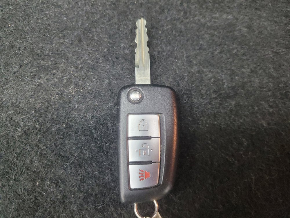 Used 2015 Nissan Rogue S AWD/4WD image 32