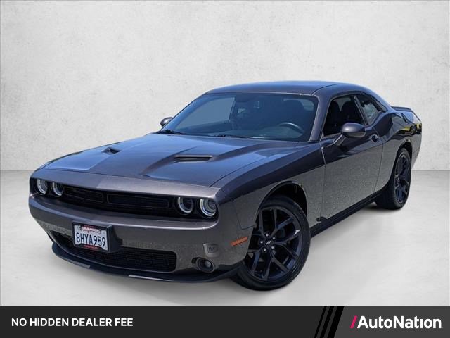 Used 2019 Dodge Challenger SXT w/ Blacktop Package RWD image 1