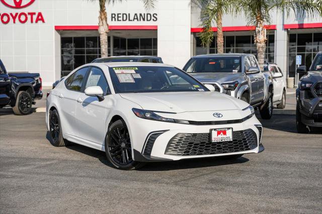 Certified 2026 Toyota Camry SE FWD image 1