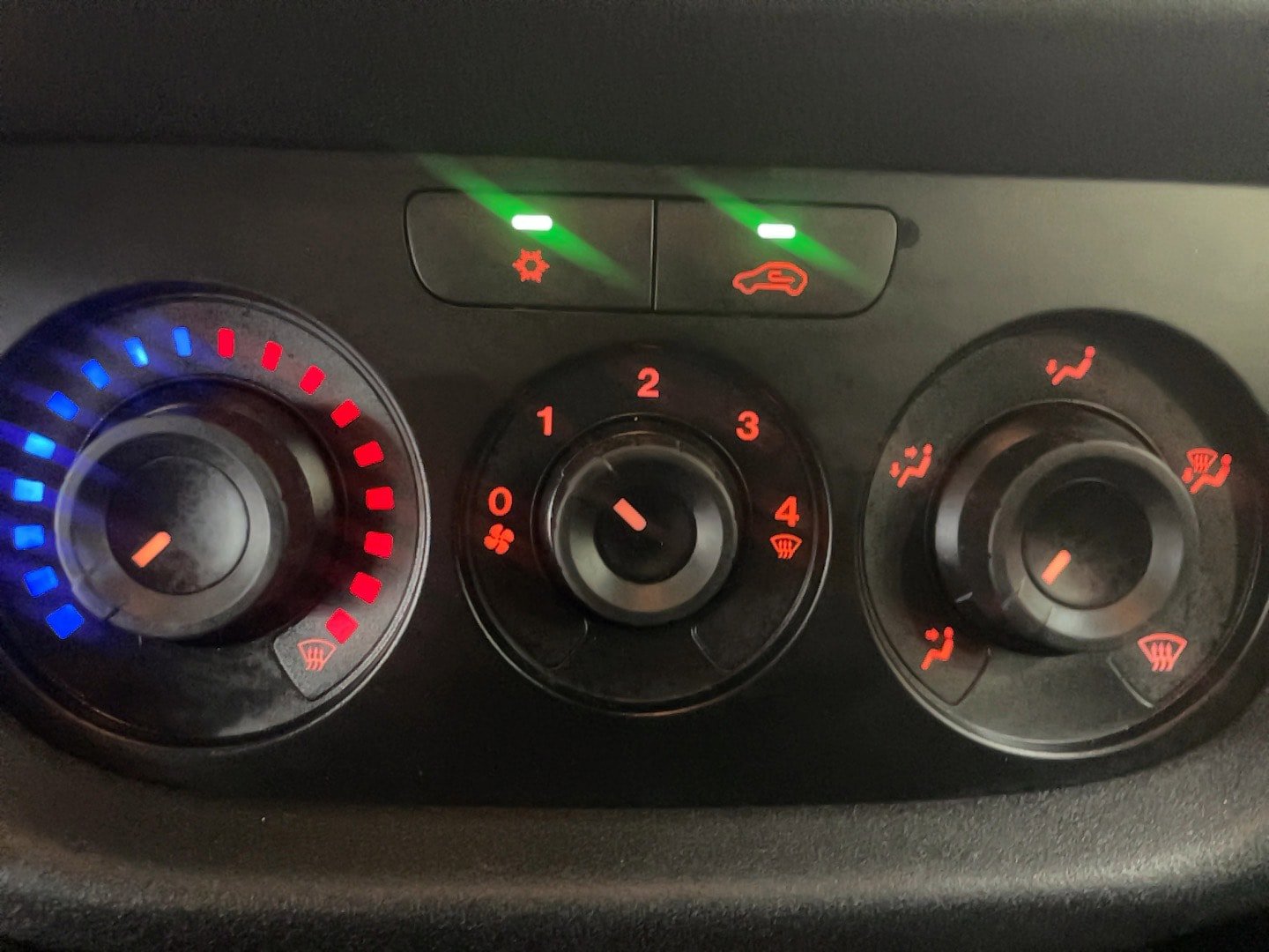 Used 2022 RAM ProMaster City Tradesman FWD image 16