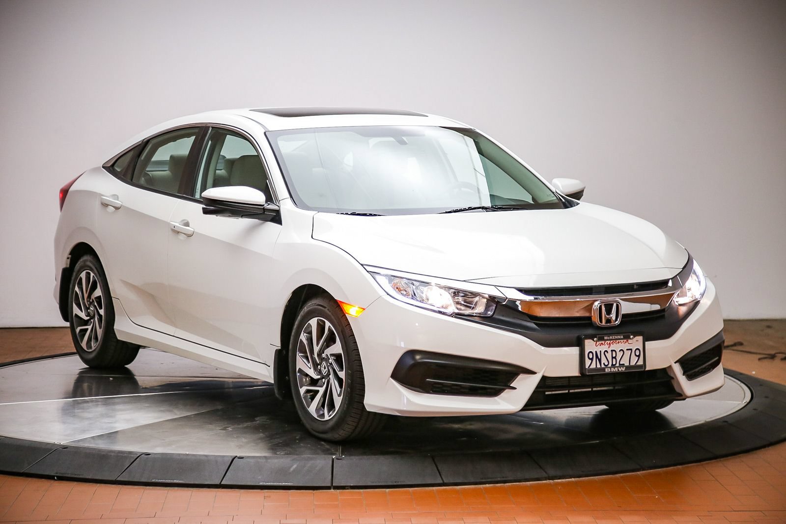 Used 2017 Honda Civic EX image 6