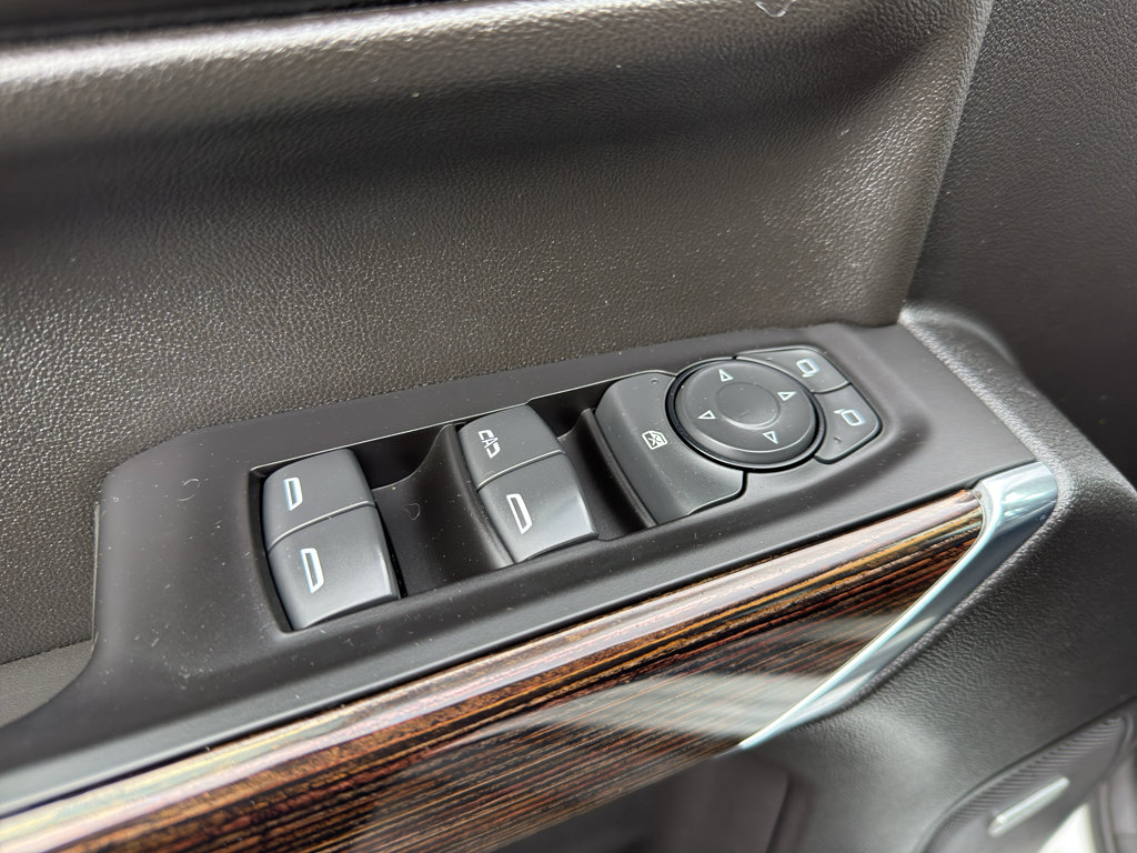 Used 2020 GMC Sierra 1500 Elevation w/ Elevation Value Package AWD/4WD image 12