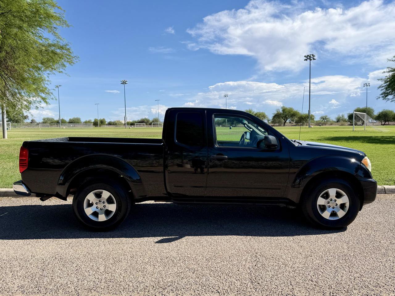 Used 2012 Suzuki Equator 2WD Extended Cab image 6