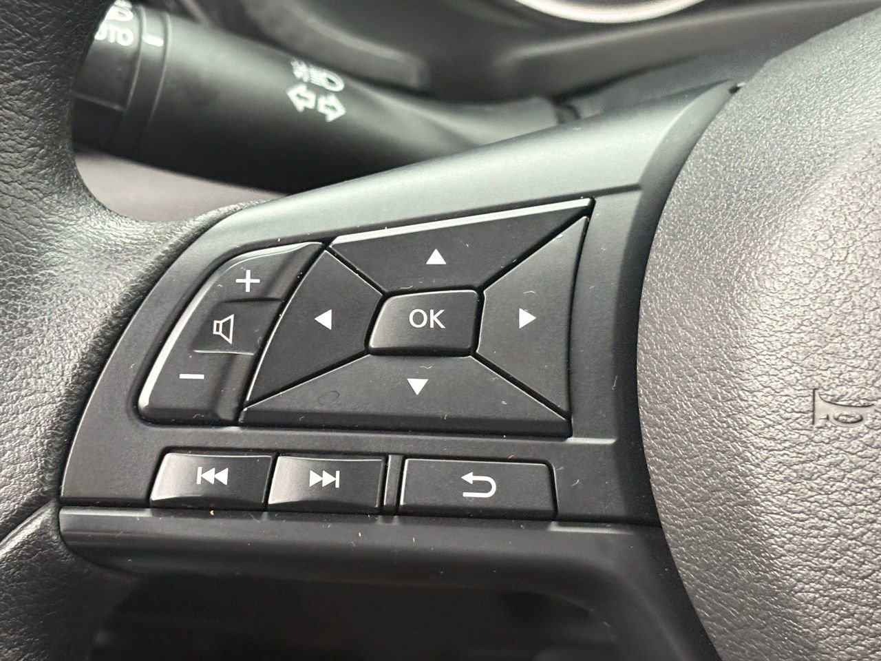 Certified 2024 Nissan Sentra S FWD image 19