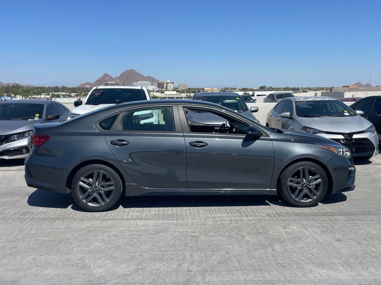 Used 2021 Kia Forte GT-Line FWD image 3