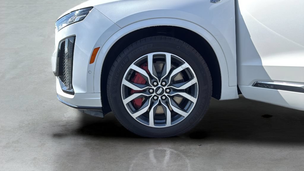 Used 2024 Cadillac XT6 Sport w/ Technology Package AWD/4WD image 43