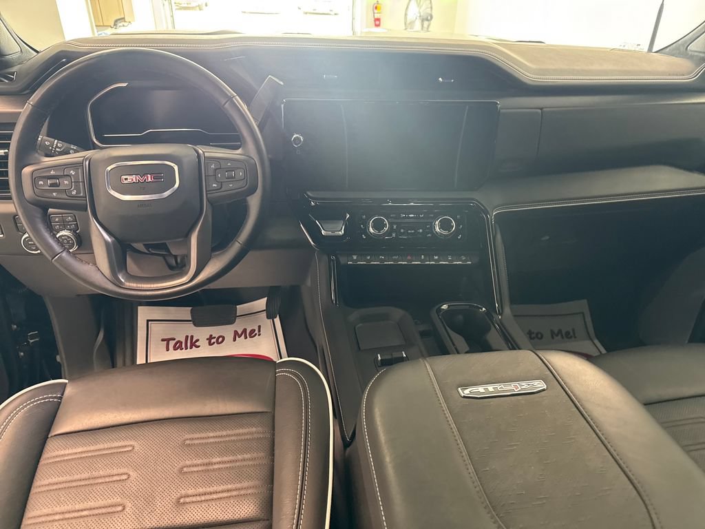 Used 2025 GMC Sierra 2500 AT4X AWD/4WD image 16