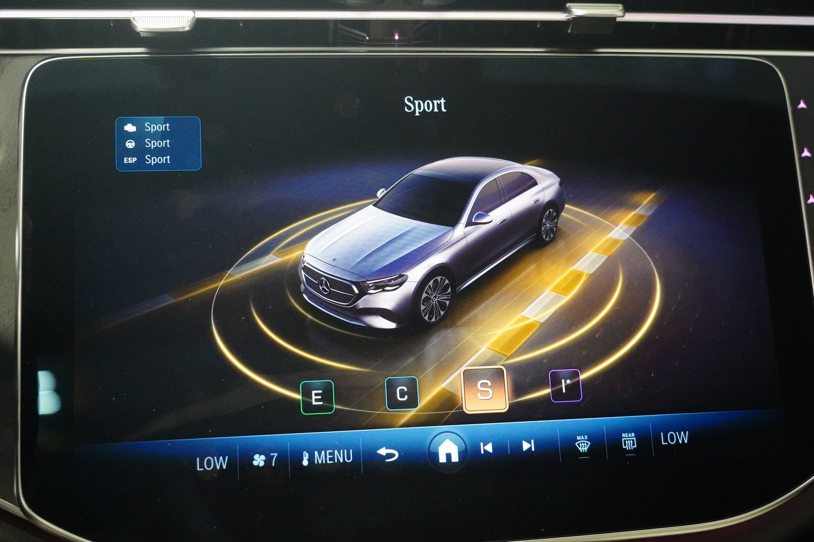 New 2026 Mercedes-Benz E 350 4MATIC Sedan image 26