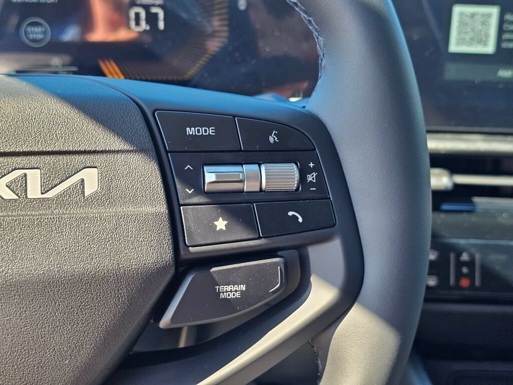 New 2026 Kia Sportage LX w/ LX Convenience Package AWD/4WD image 32