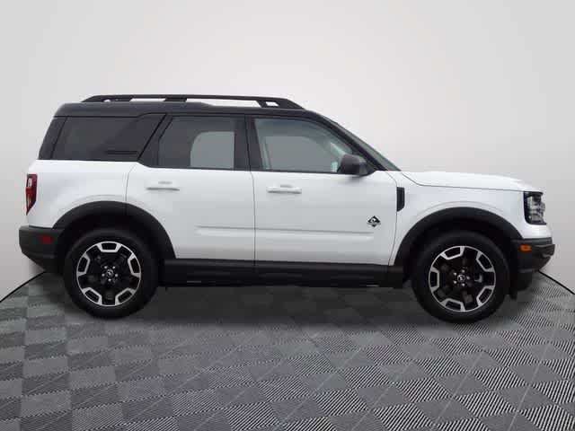 Used 2022 Ford Bronco Sport Outer Banks w/ Tech Package AWD/4WD image 4
