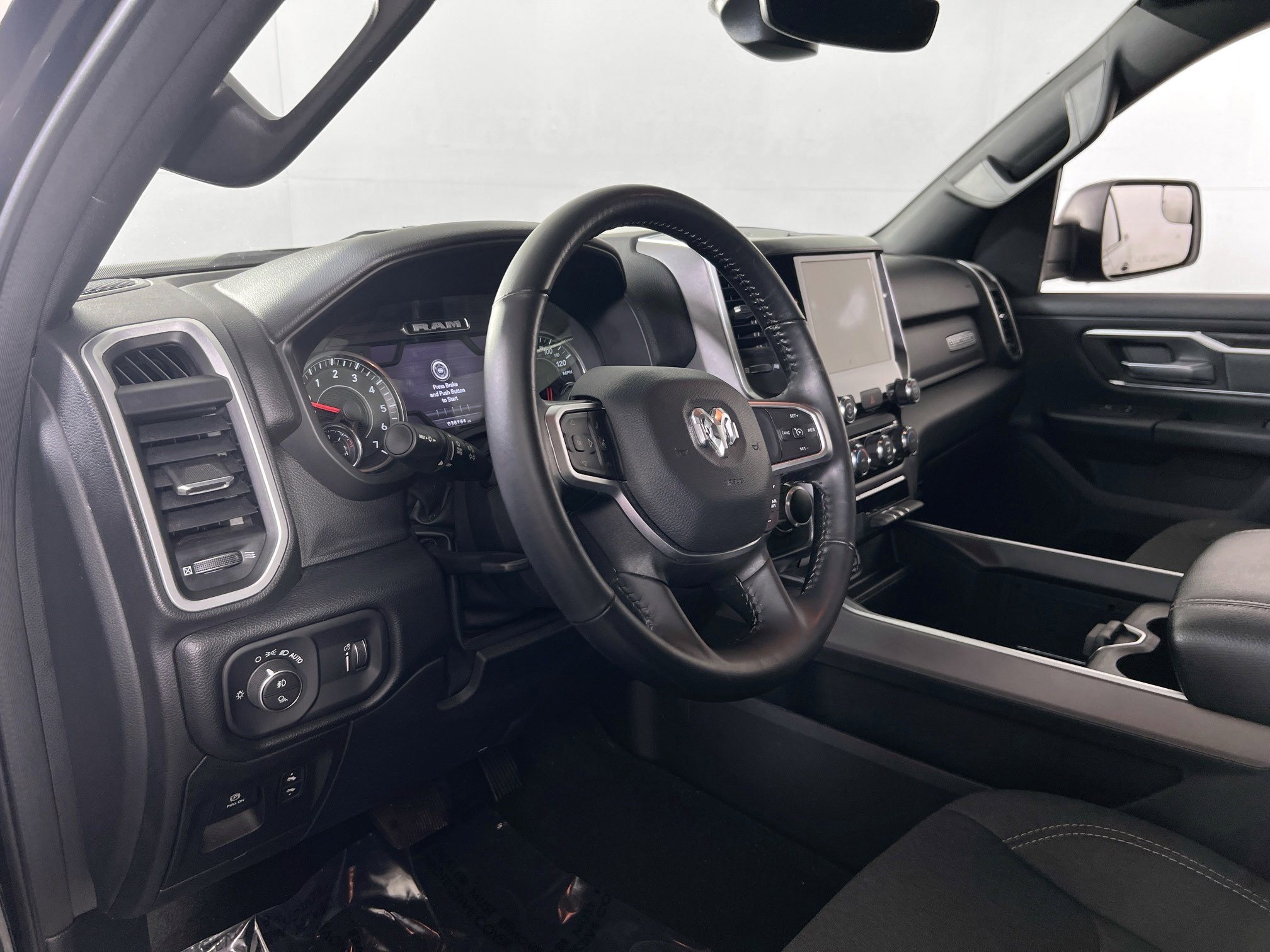 Used 2022 RAM 1500 Big Horn image 9