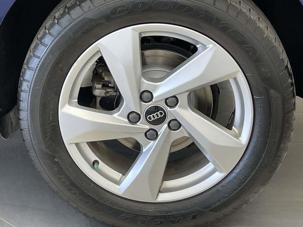 Certified 2022 Audi Q3 2.0T Premium w/ Convenience Package image 12