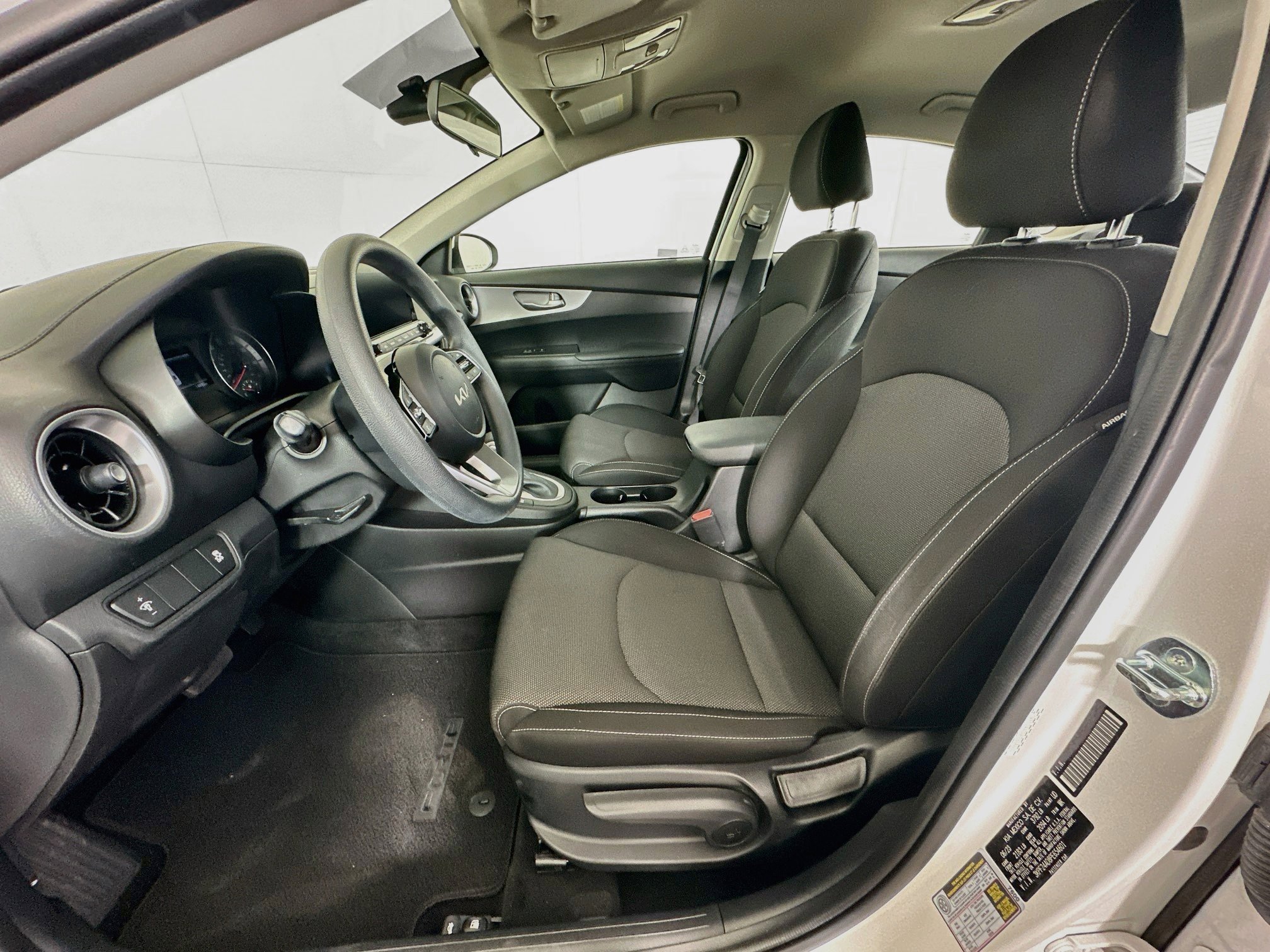 Used 2023 Kia Forte LX FWD image 13