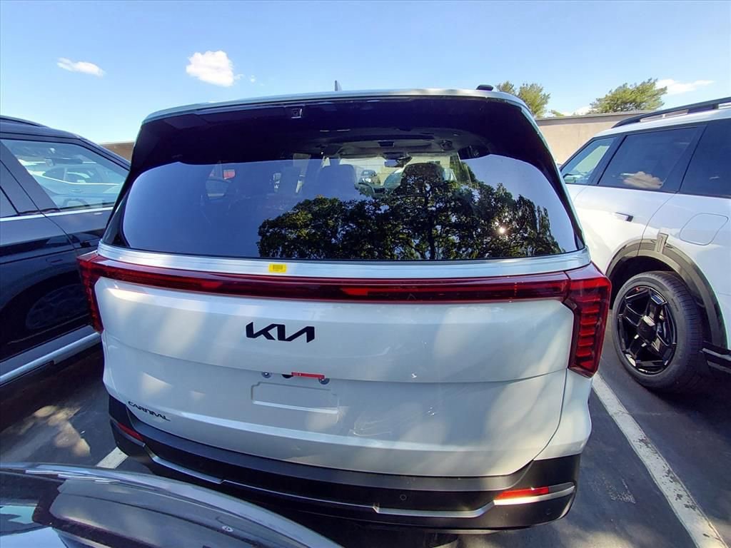 New 2026 Kia Carnival SX Prestige FWD image 7