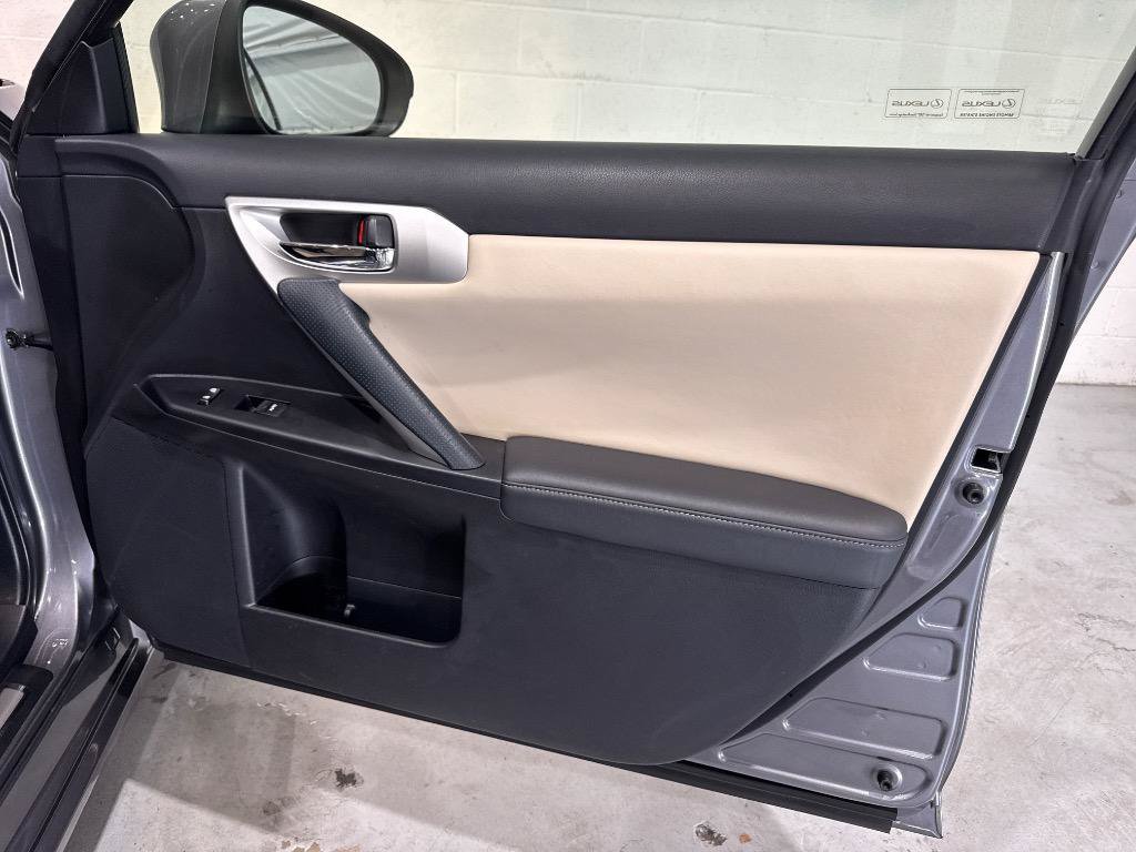 Used 2012 Lexus CT 200h Premium w/ Premium Audio Pkg FWD image 44