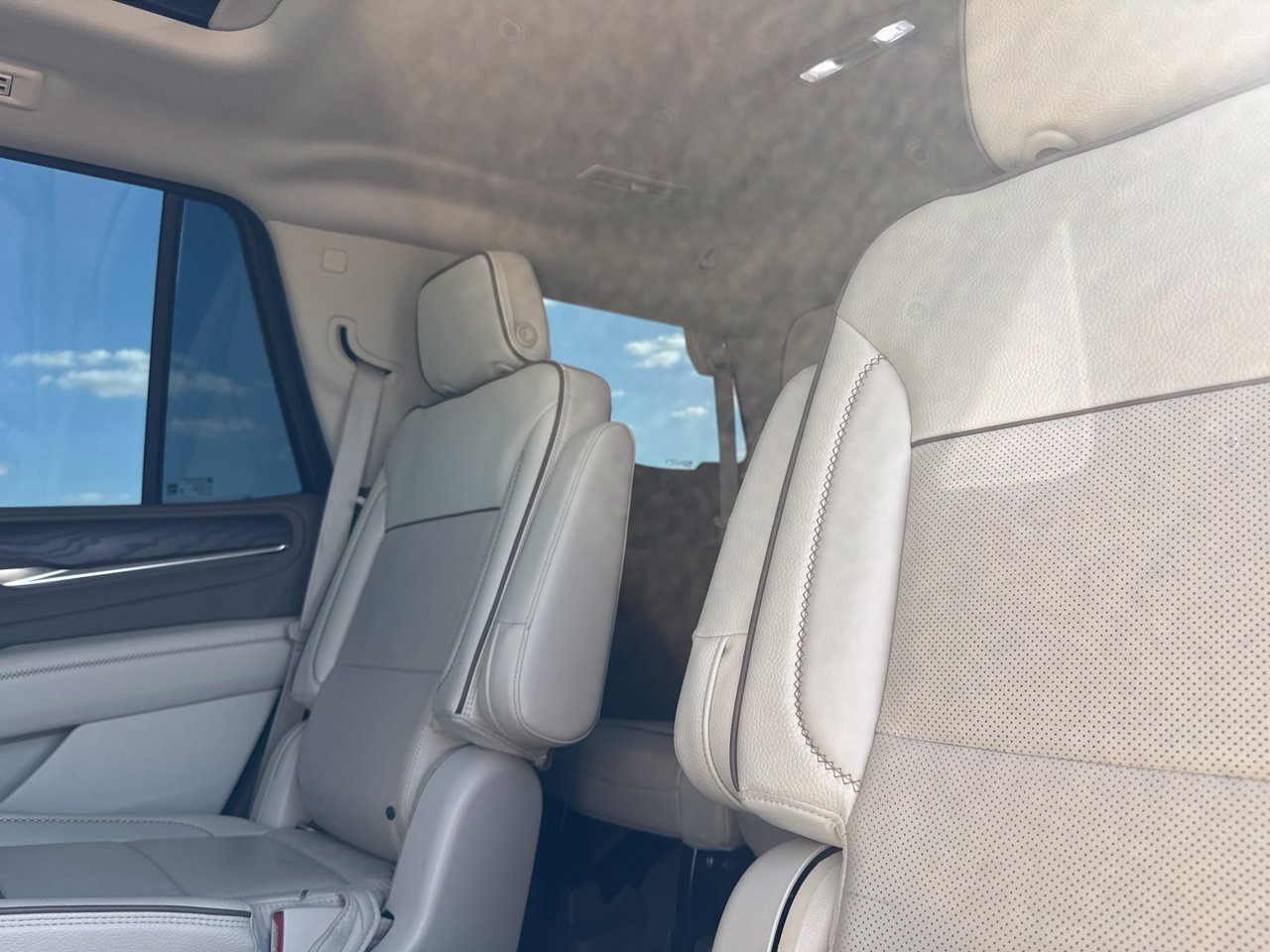 Used 2021 GMC Yukon Denali w/ LPO, Illumination Package AWD/4WD image 47