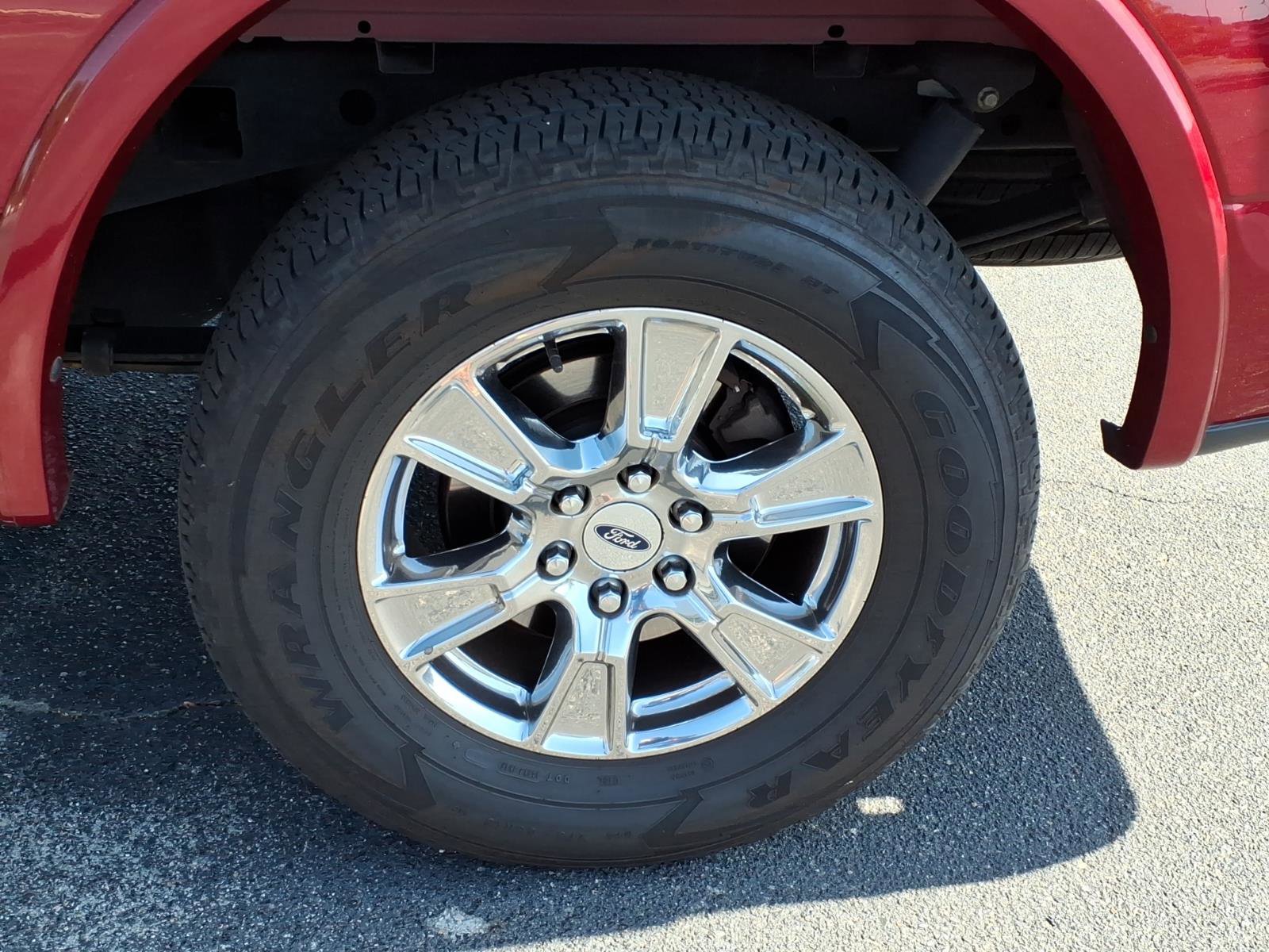 Used 2016 Ford F150 Lariat w/ Equipment Group 501A Mid image 20