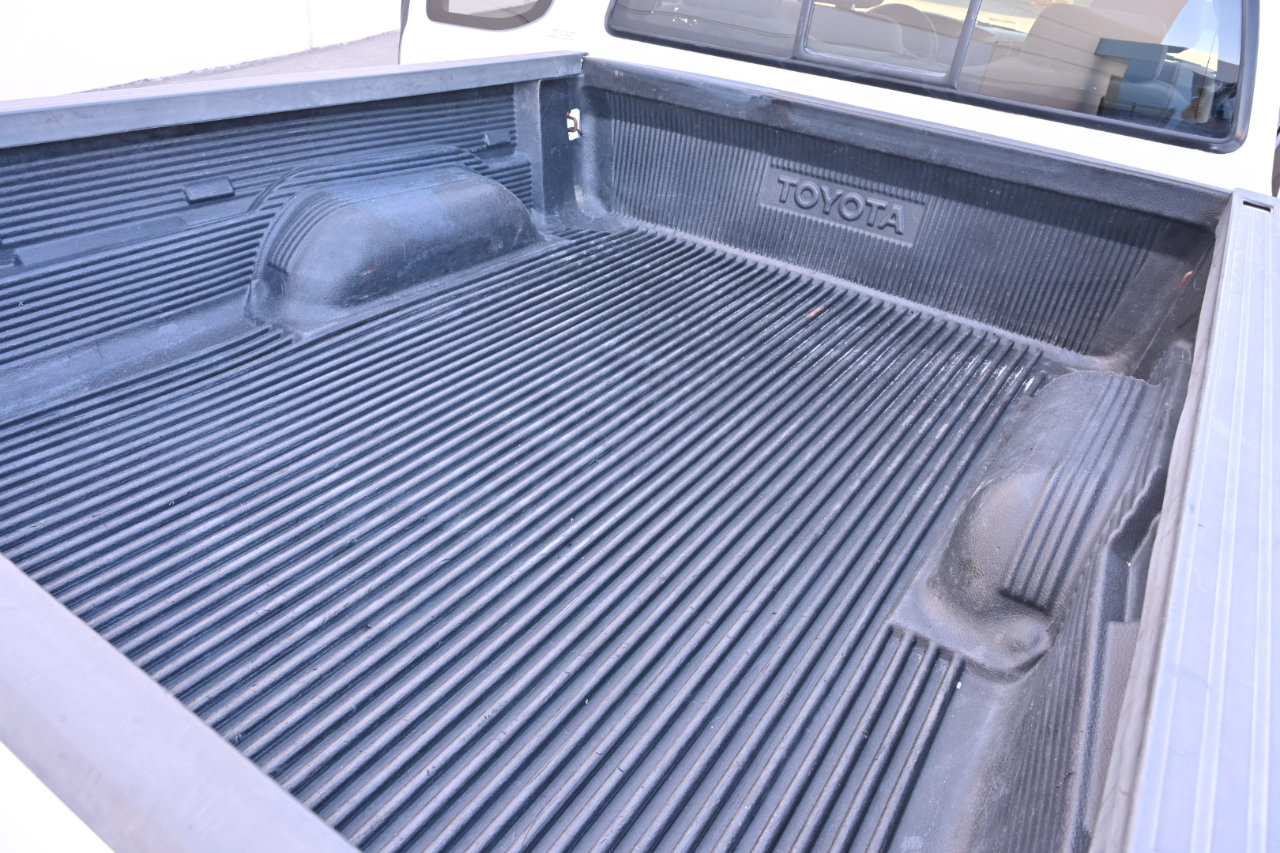 Used 2001 Toyota Tundra SR5 AWD/4WD image 30