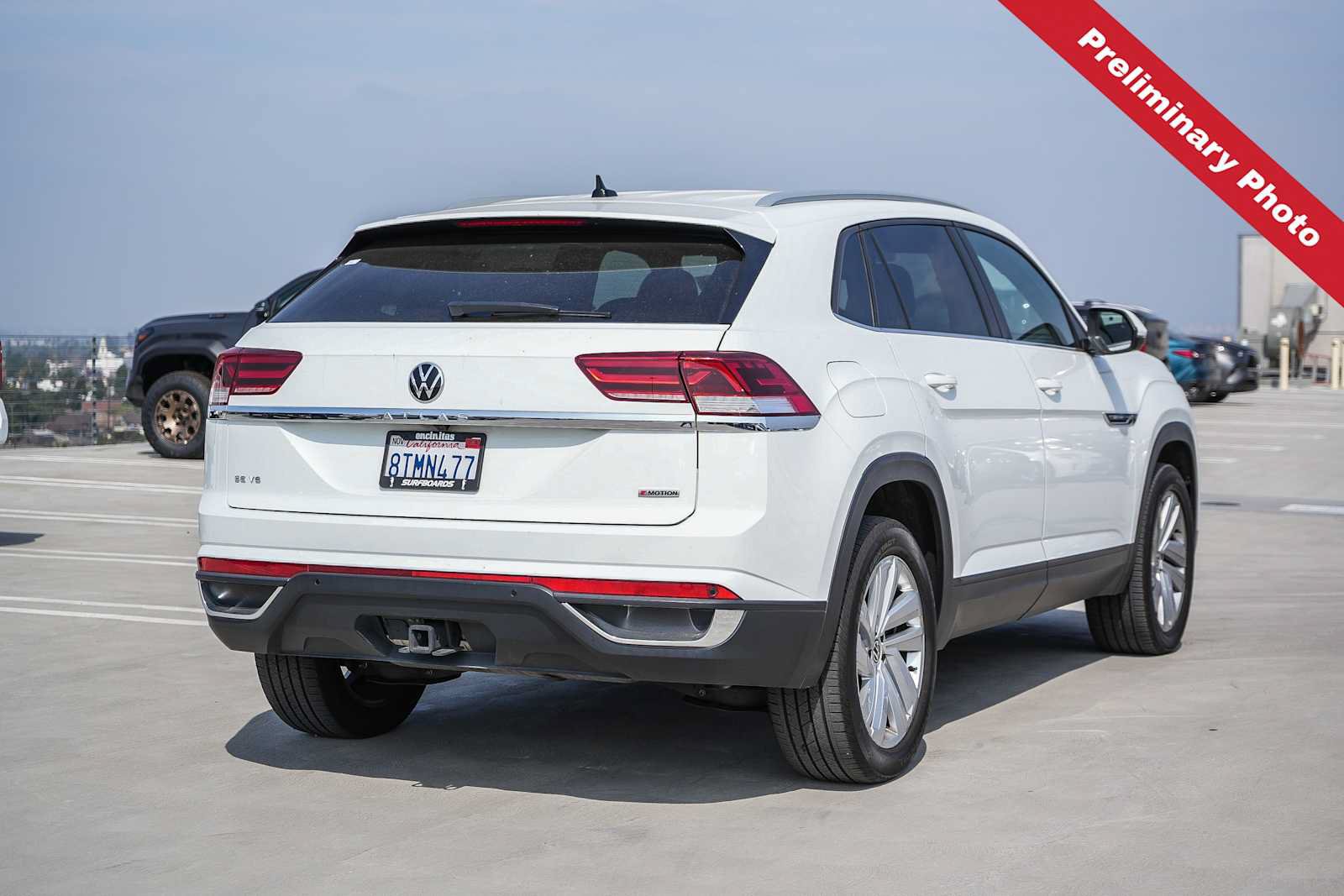 Used 2020 Volkswagen Atlas Cross Sport SE w/ Towing Package AWD/4WD image 6