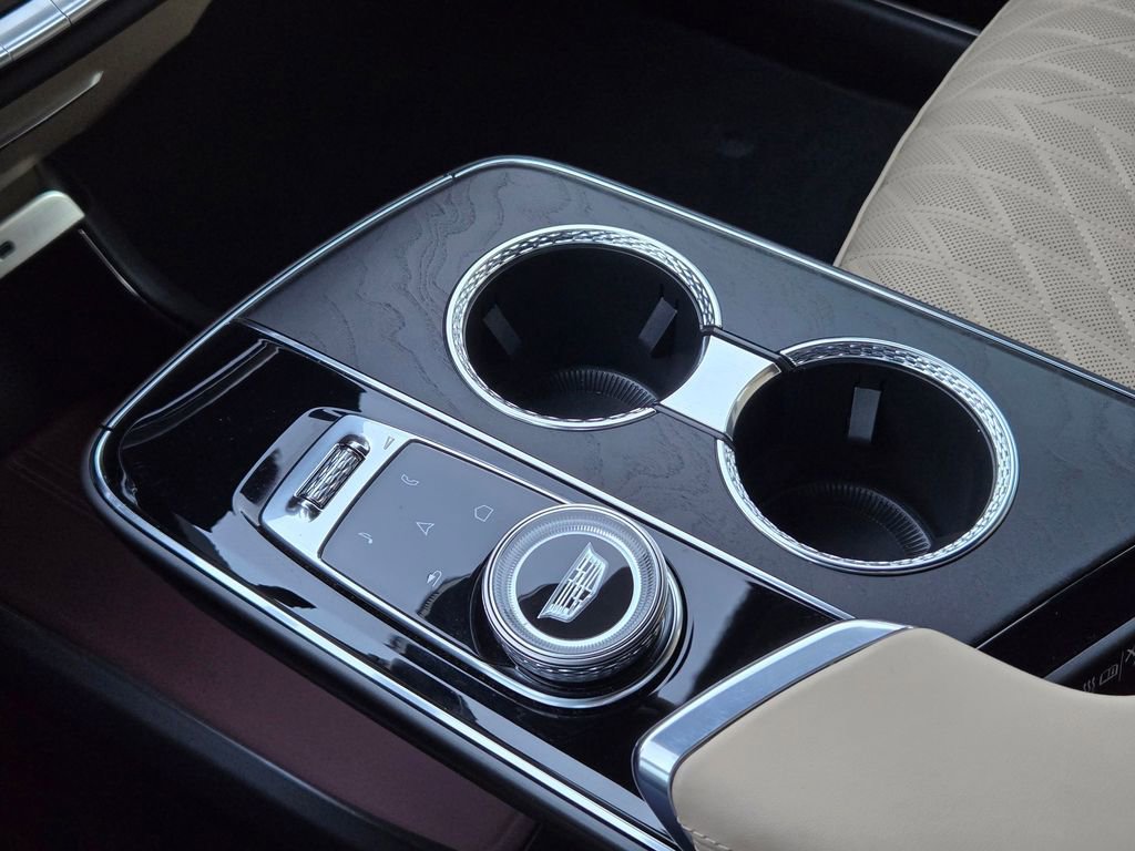 Certified 2024 Cadillac Lyriq Luxury w/ Nappa Leather Package image 23