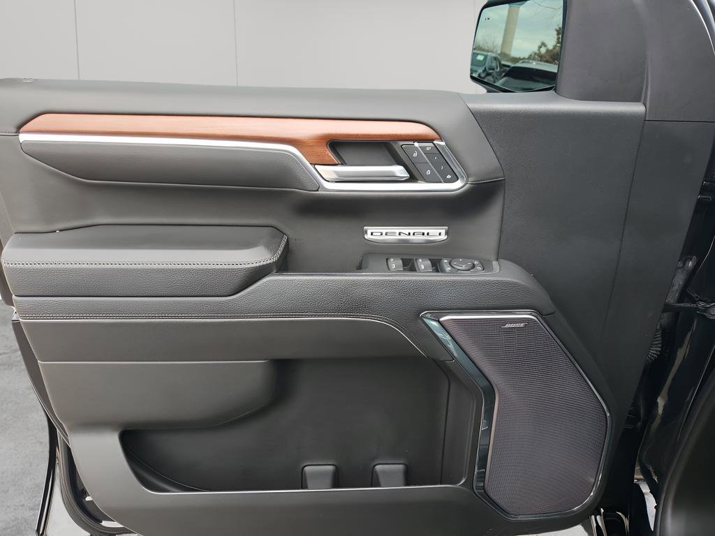 Used 2023 GMC Sierra 1500 Denali w/ Denali Reserve Package image 26