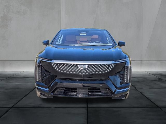 New 2026 Cadillac Optiq Luxury 2 RWD image 8