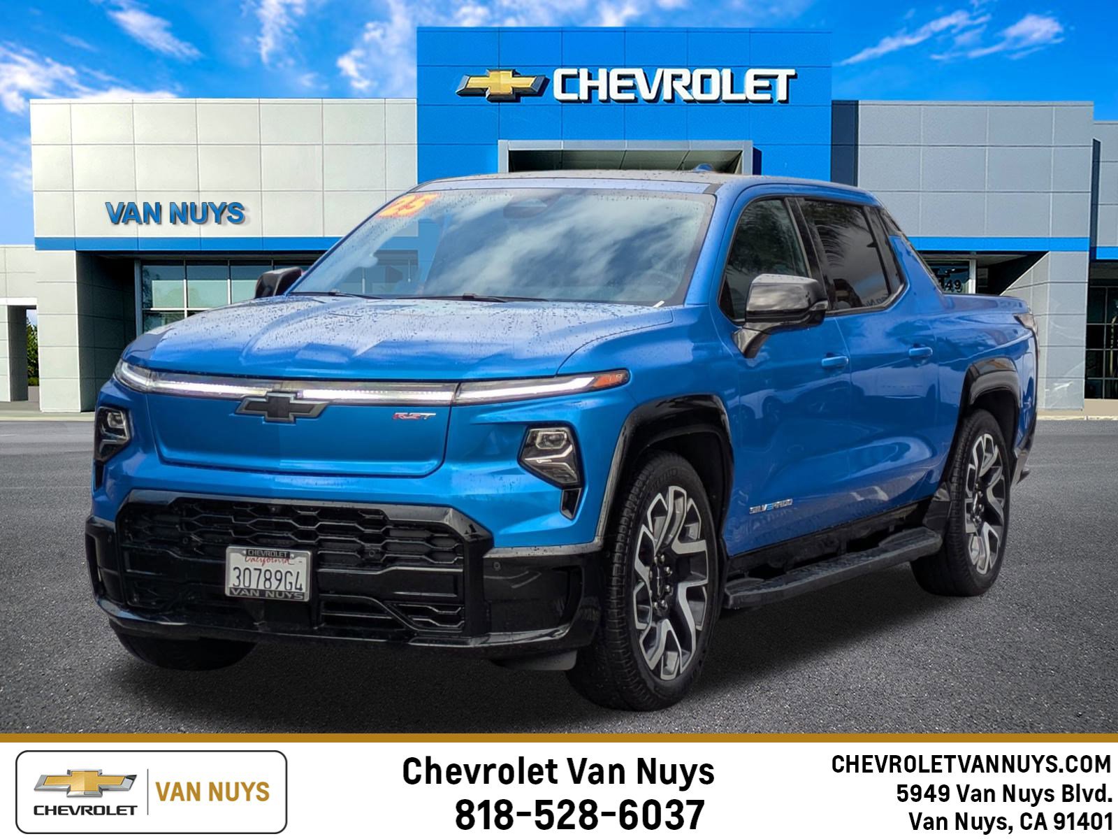 Used 2025 Chevrolet Silverado EV RST image 1