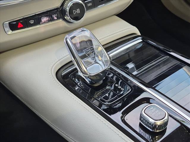 Used 2025 Volvo S90 T8 Ultra AWD/4WD image 10