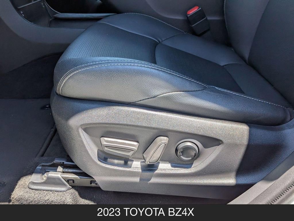 Used 2023 Toyota bZ4X FWD image 15