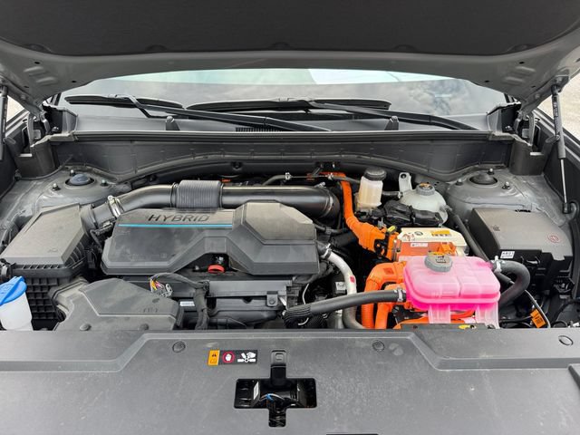 Used 2025 Hyundai Santa Fe Calligraphy FWD image 19