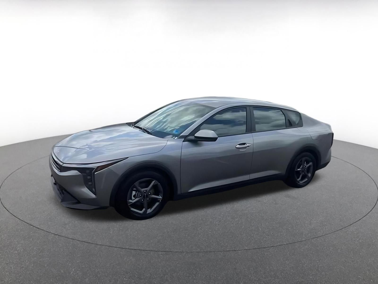 Used 2025 Kia K4 FWD image 7