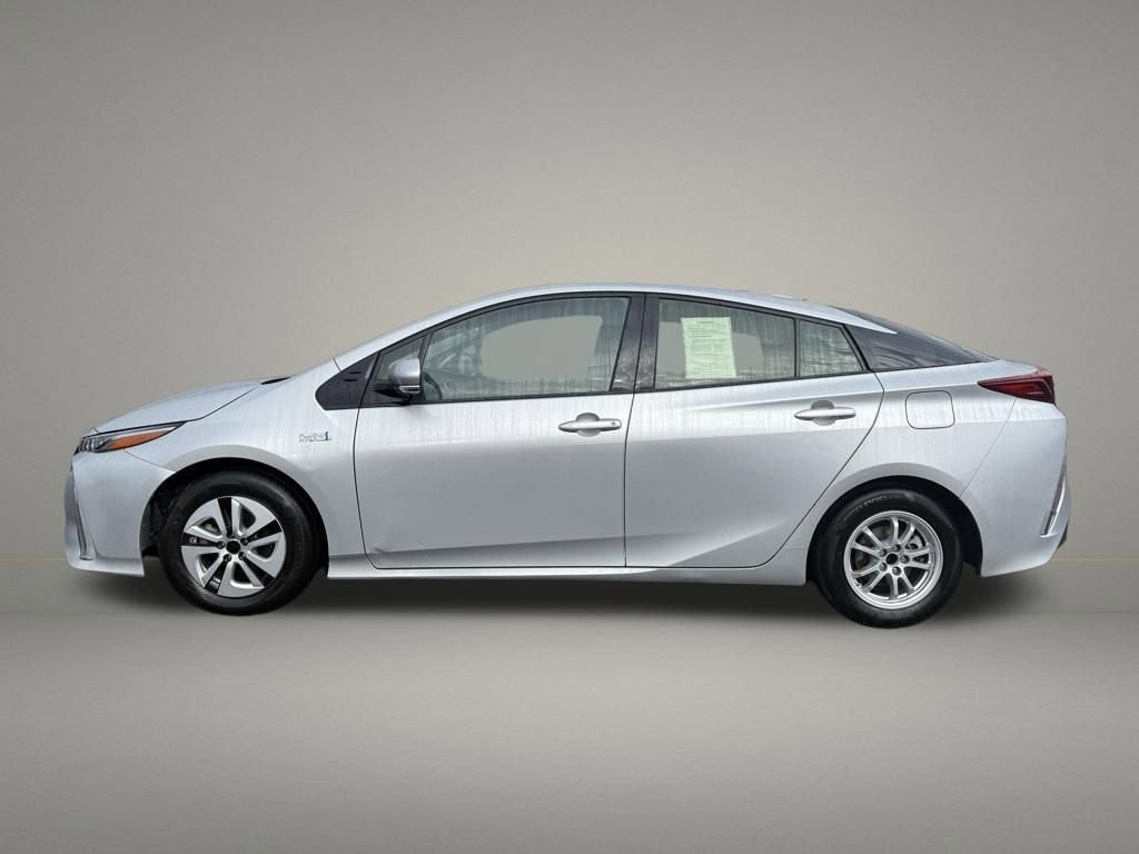 Used 2018 Toyota Prius Prime Plus FWD video 2