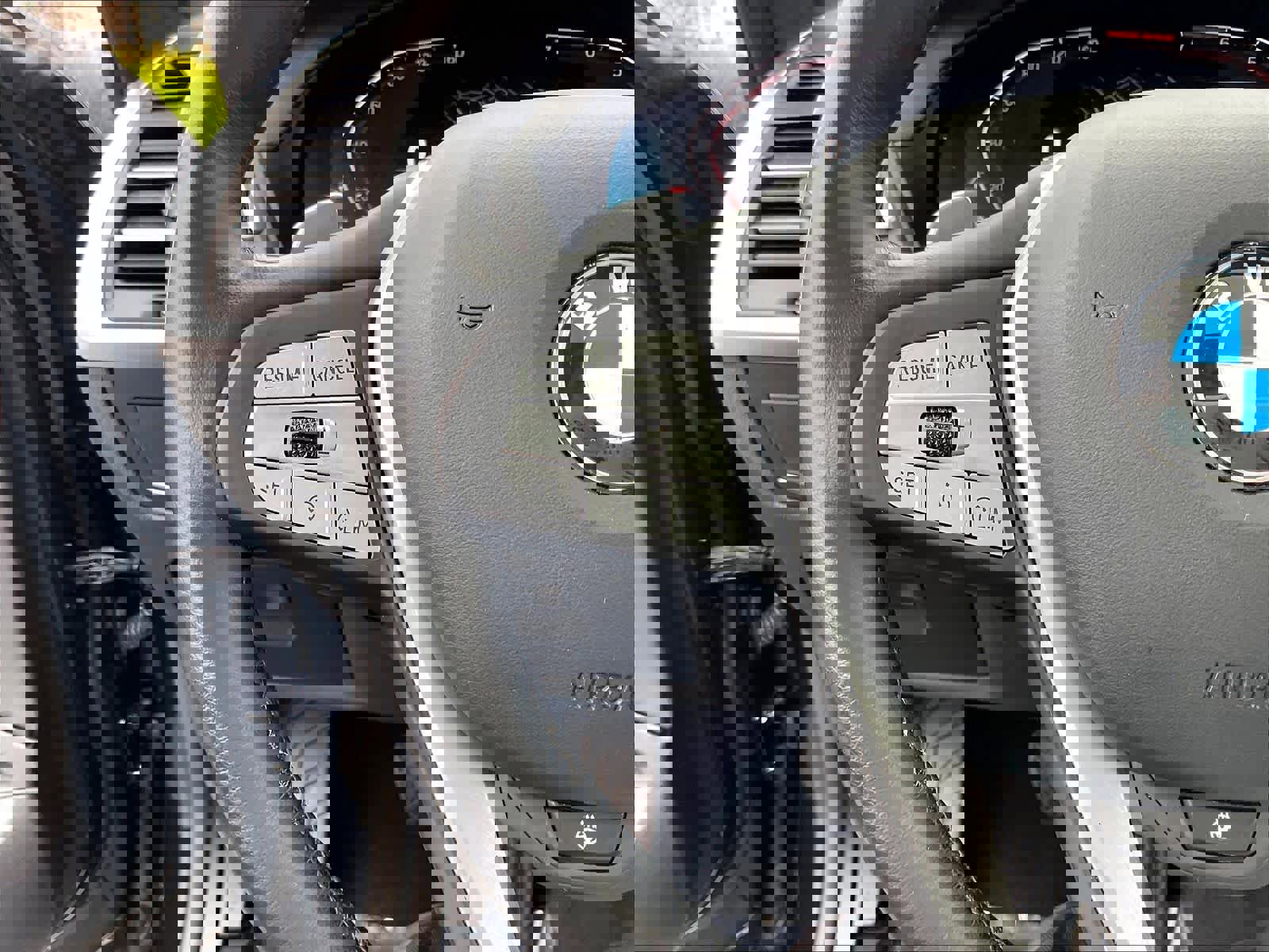 Used 2024 BMW X4 xDrive30i image 21