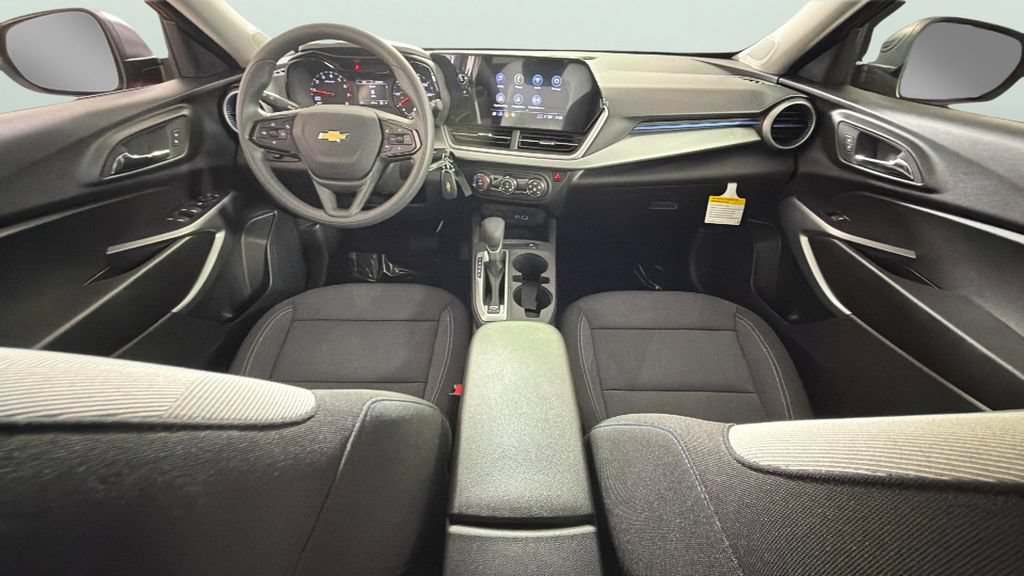 Certified 2026 Chevrolet Trax LS FWD image 31