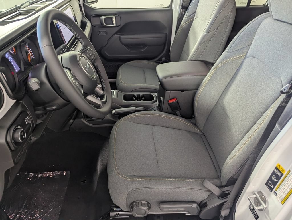 New 2026 Jeep Gladiator Sport AWD/4WD image 10