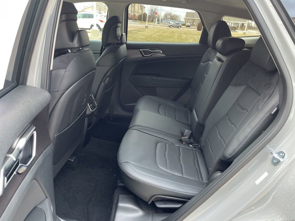 New 2026 Kia Sportage SX FWD image 11