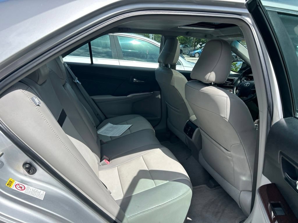 Used 2014 Toyota Camry XLE w/ Leather Package FWD image 41