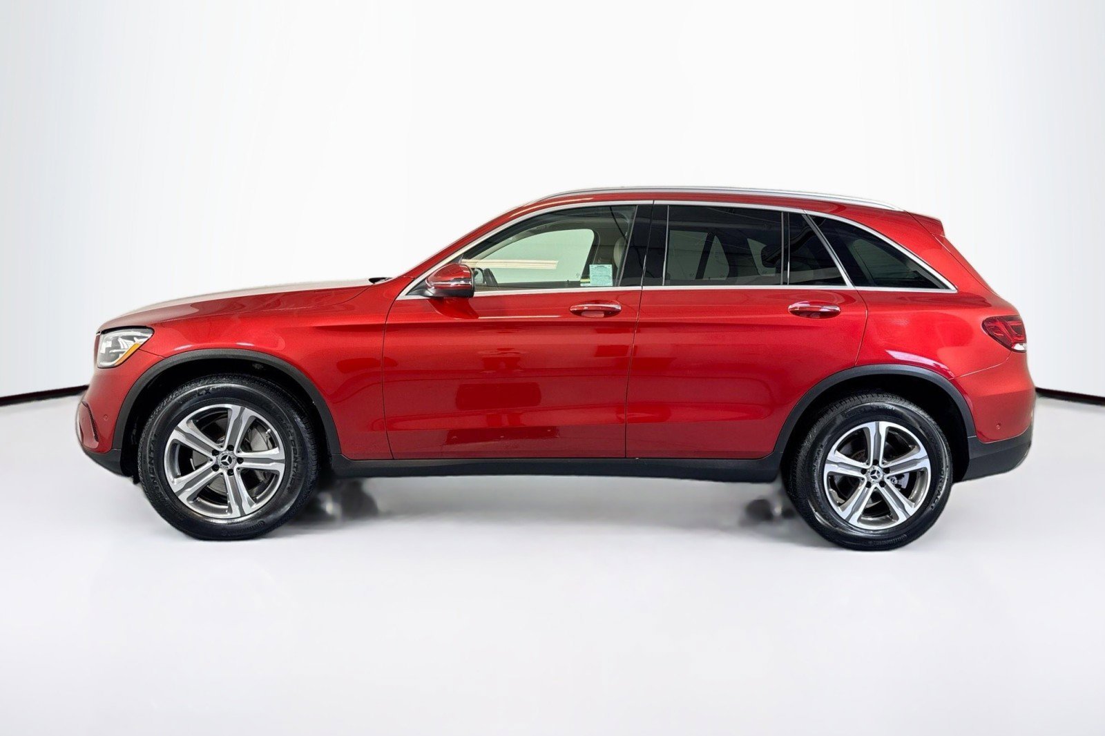 Used 2021 Mercedes-Benz GLC 300 4MATIC image 8