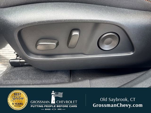 New 2026 Chevrolet Equinox ACTIV FWD image 11