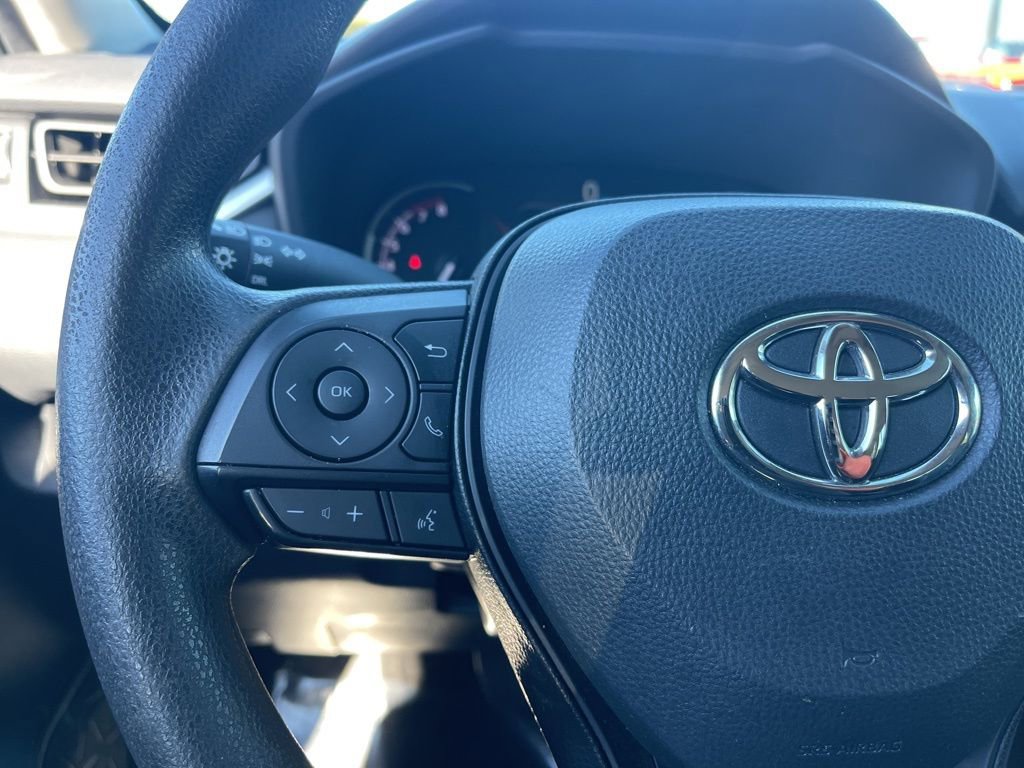 Used 2024 Toyota RAV4 LE image 15