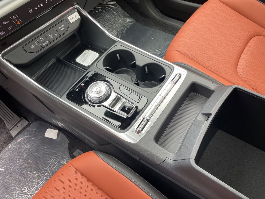 New 2026 Kia Carnival SX FWD image 9